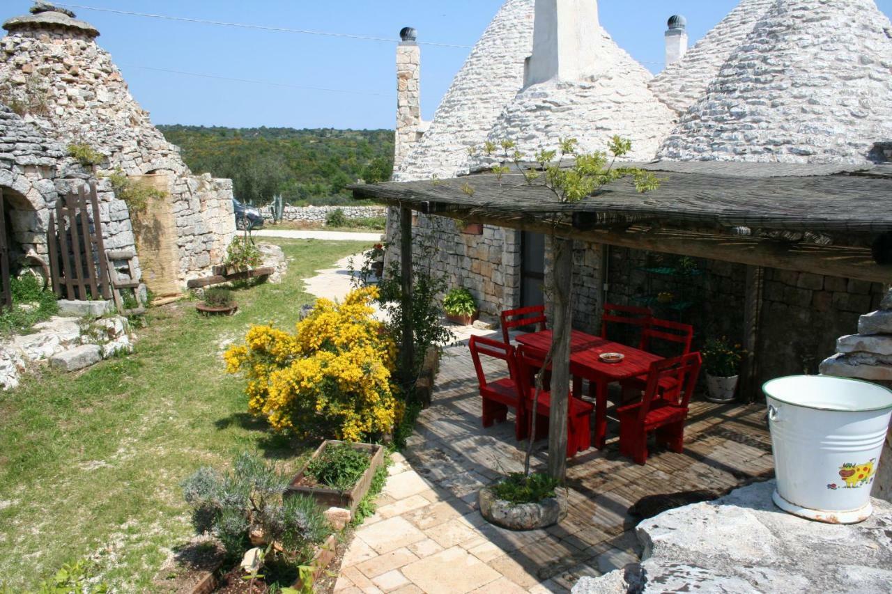 I Trulli Di Acquarossa Aparthotel Cisternino Exterior photo